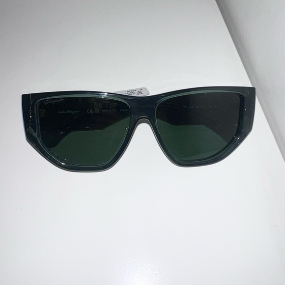 Ferragamo Rectangle Sunglasses - Picture 5 of 11